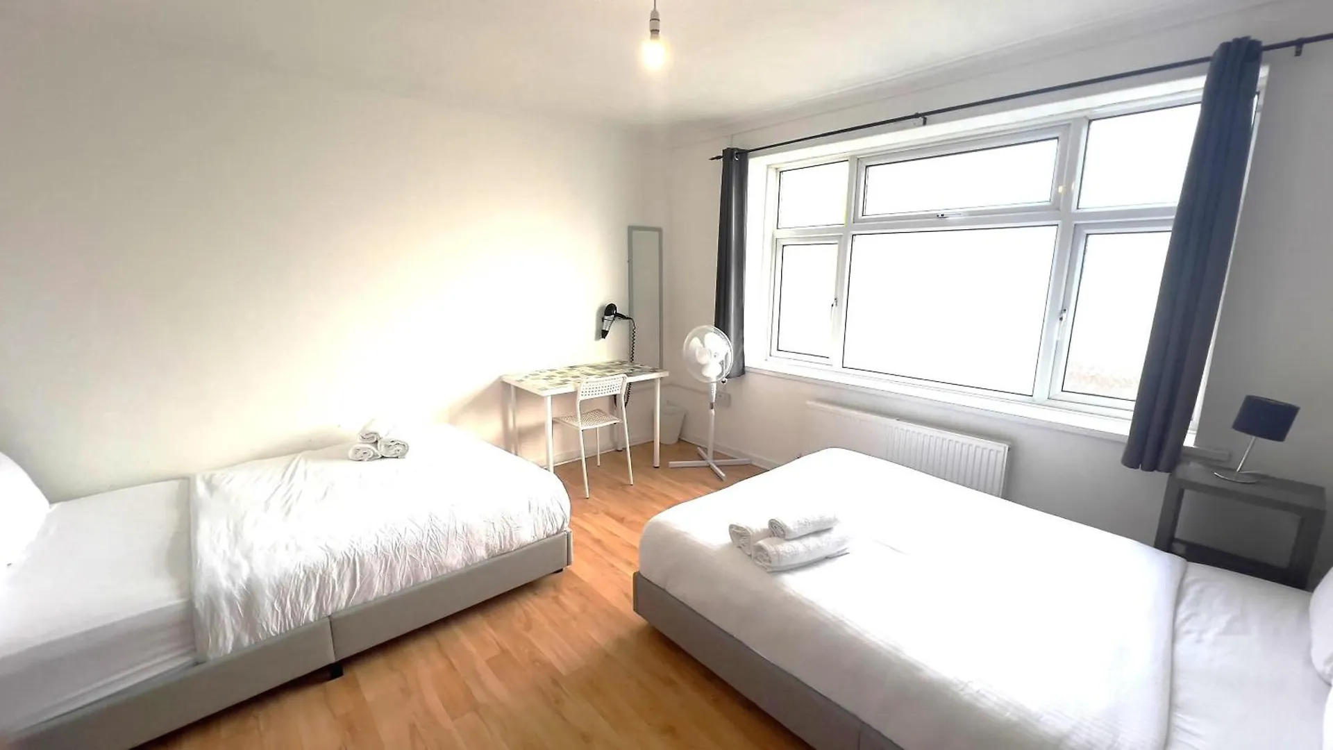 Guest house Stepney Green Comfy Double Bed Rooms 14 London