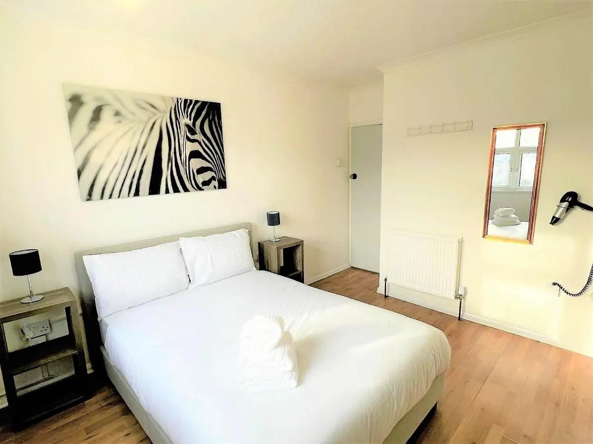 Stepney Green Comfy Double Bed Rooms 14 contacts