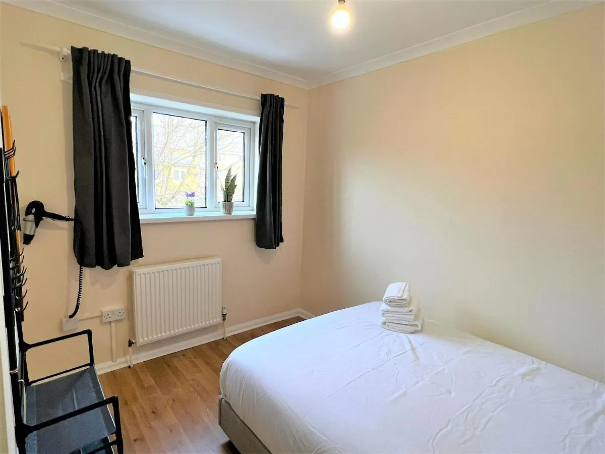 Guest house Stepney Green Comfy Double Bed Rooms 14 London